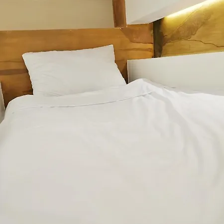 Topaz 1 Bedroom Suite Orochi Staycation Ph At Centrio Towers Cagayan de Oro Exterior photo