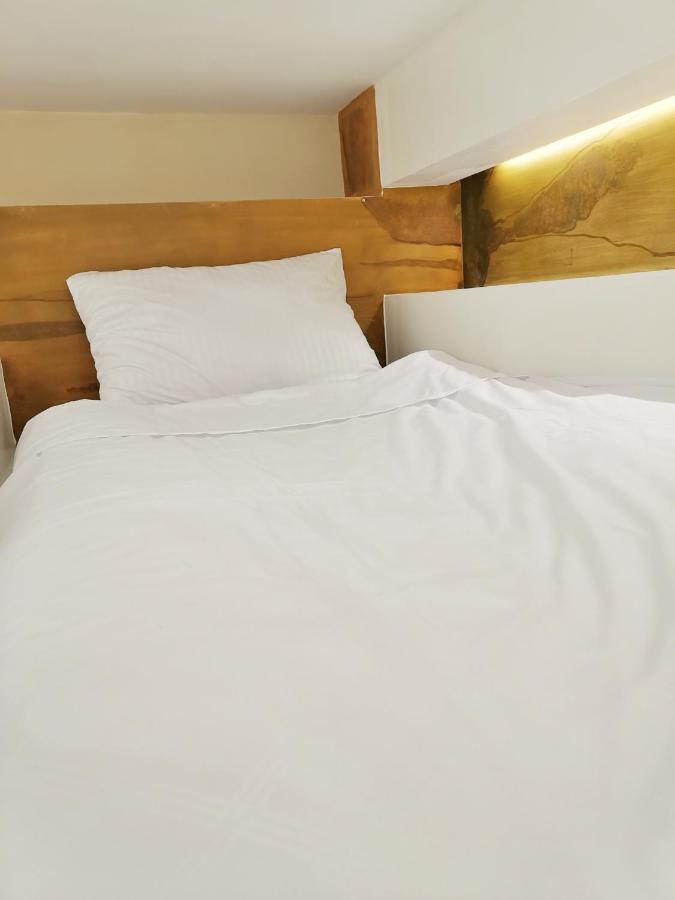 Topaz 1 Bedroom Orochi Staycation Ph At Centrio Towers * Cagayan de Oro